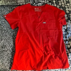 FIGS RED FIONLITE SCRUB TOP